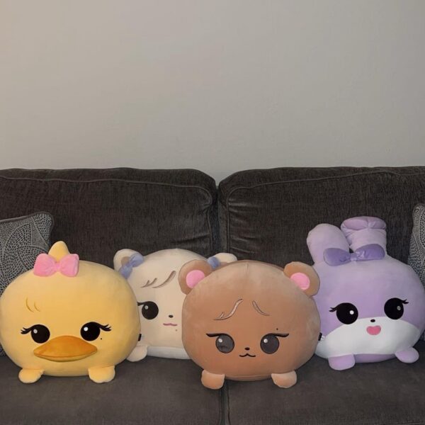 260308 Blackpink DEADLINE Character Face Cushions