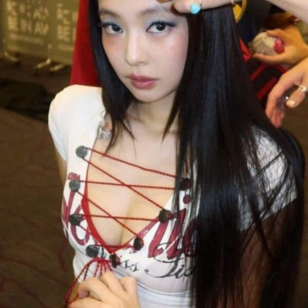 misssixty Instagram Update with Jennie - Behind the scenes in fitting Jennie's look for Complexcon last Sunday - 260326