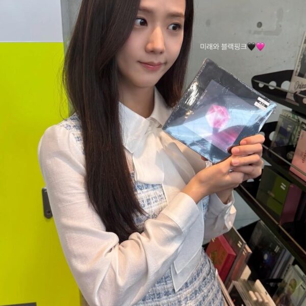 260321 Jisoo IG Story Update