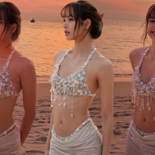 Lisa desktop wallpaper [2512x1413]