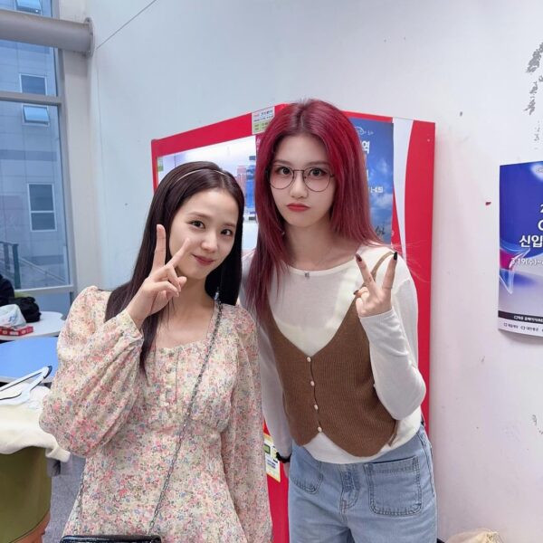 260307 luyuting217 IG Updates w/ Jisoo