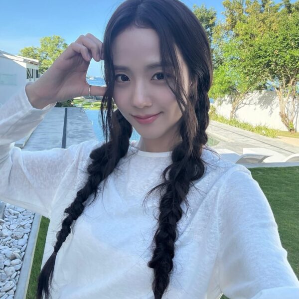 260308 Jisoo IG Update