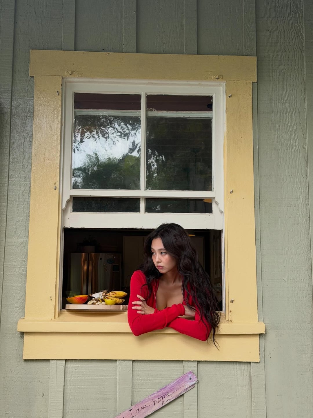 260327 Jennie Instagram Update