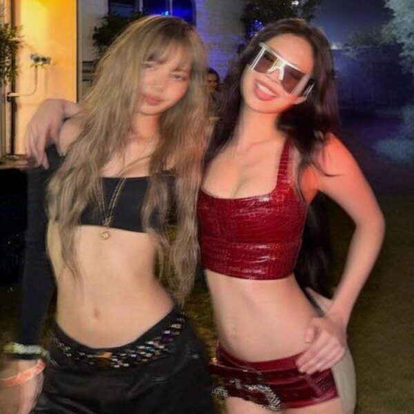 Forever obsessed with this duo ✨ #Jenlisa