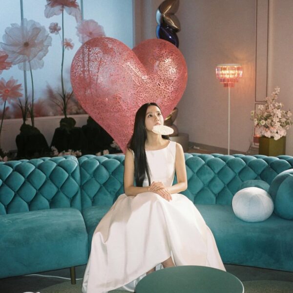 260309 Jisoo IG Update