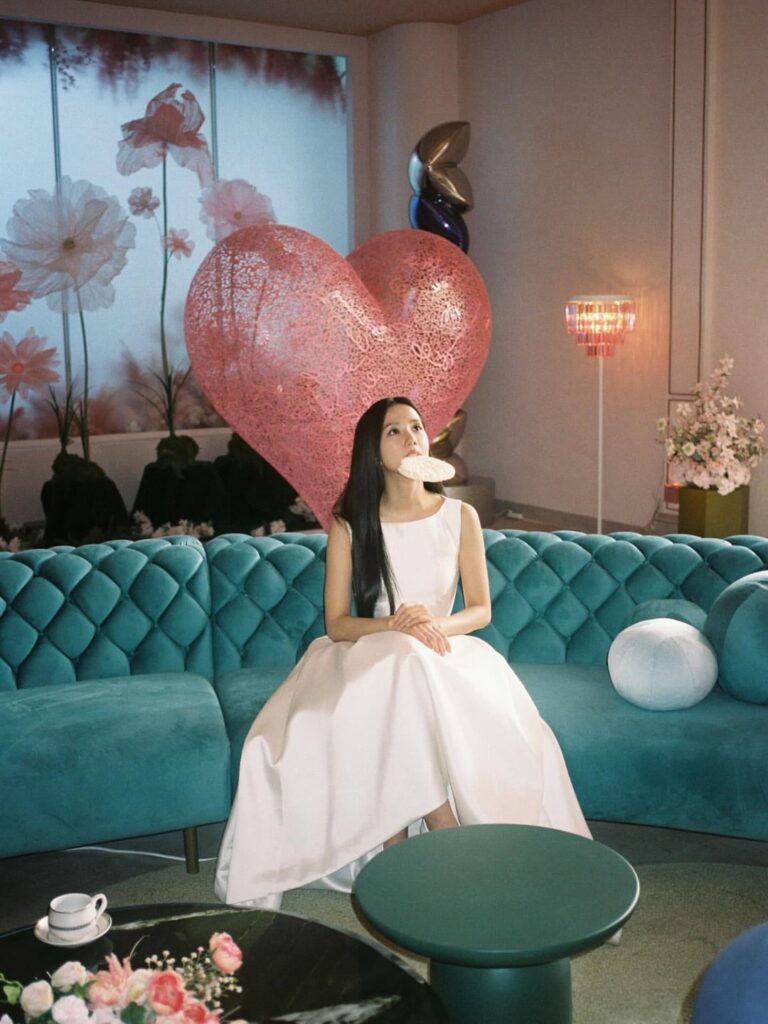 260309 Jisoo IG Update