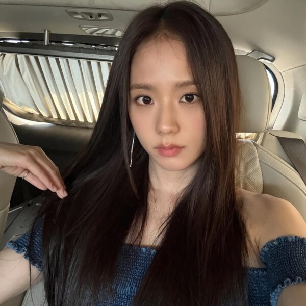 260314 Jisoo IG Update