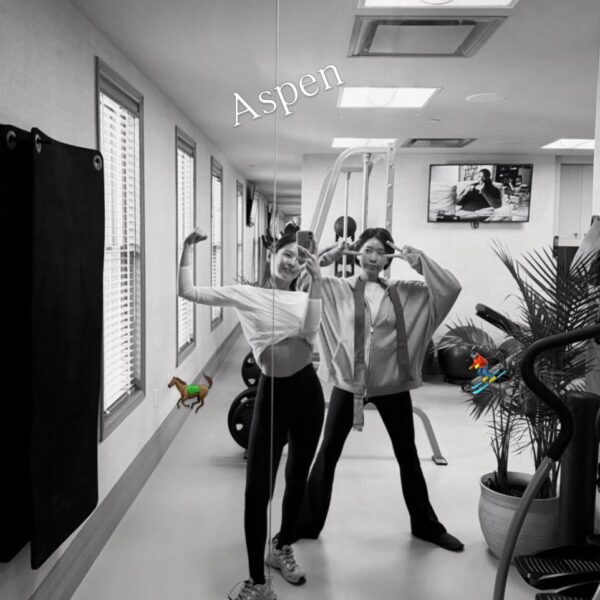 260331 han__ji_eun IG Update w/ Jennie