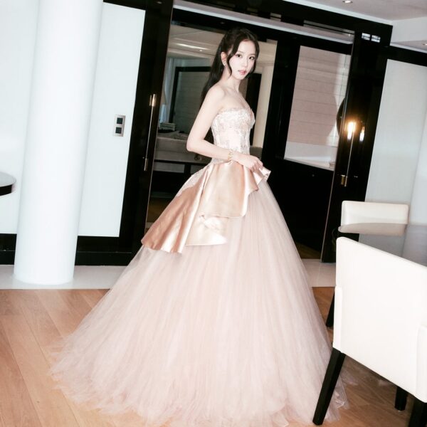 260429 Jisoo (BLISSOO) IG Update