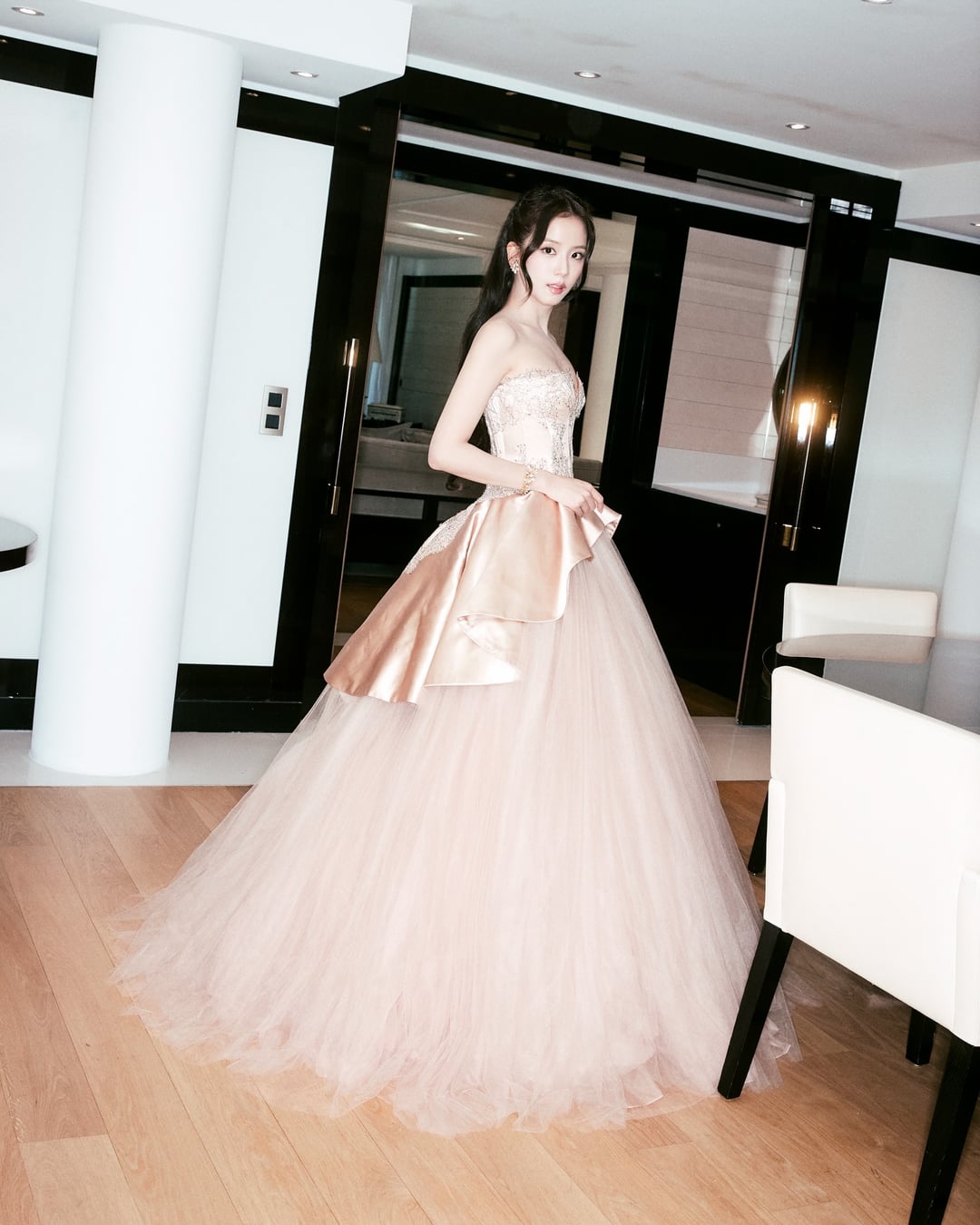 260429 Jisoo (BLISSOO) IG Update