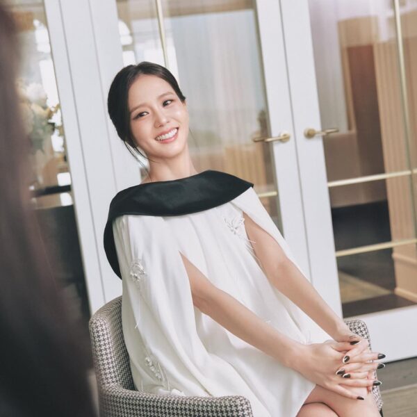 260424 harpersbazaarmy IG Update w/ Jisoo