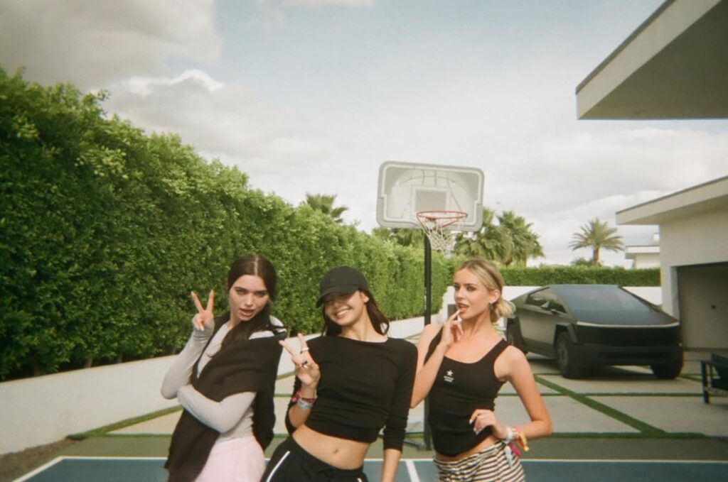 260428 brookeandjess IG Update w/ Lisa