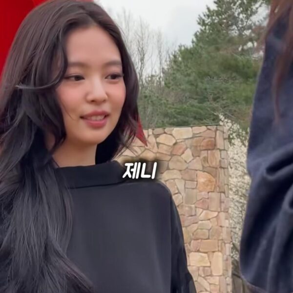 I love it Jennie black pink