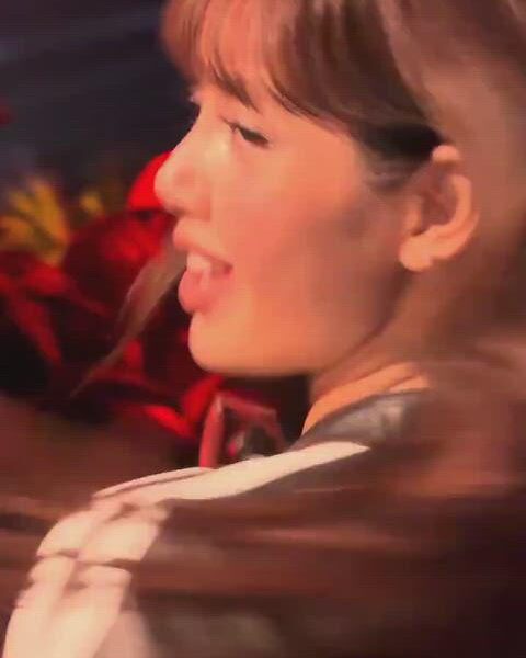 Lisa 💜 she looks soo goood