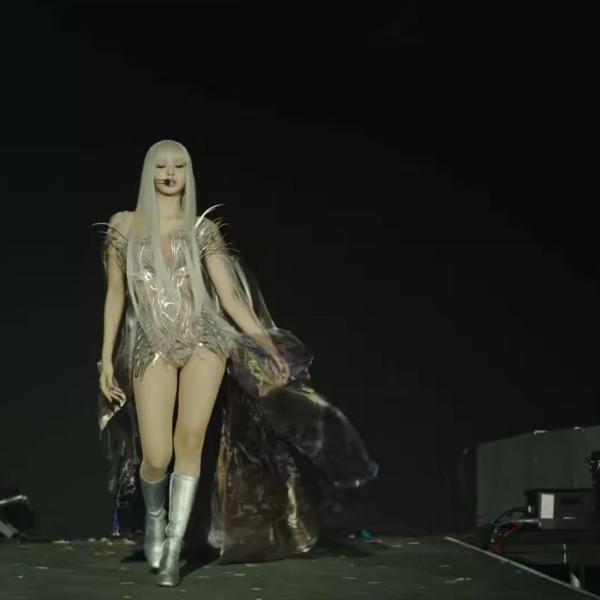 260418 LISA performs 'Bad Angel' with Anyma at Coachella