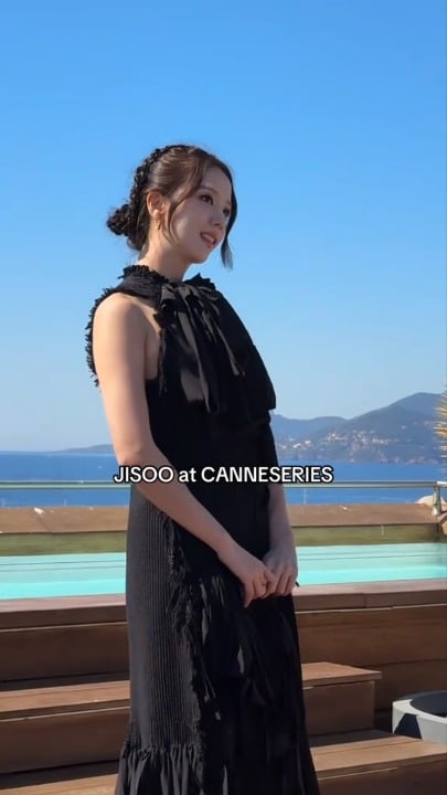 260424 Jisoo @ Hotel Barrière Le Majestic Cannes
