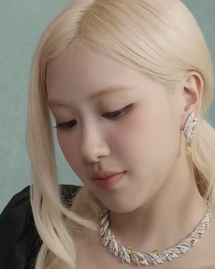 ROSÉ for Tiffany & Co.