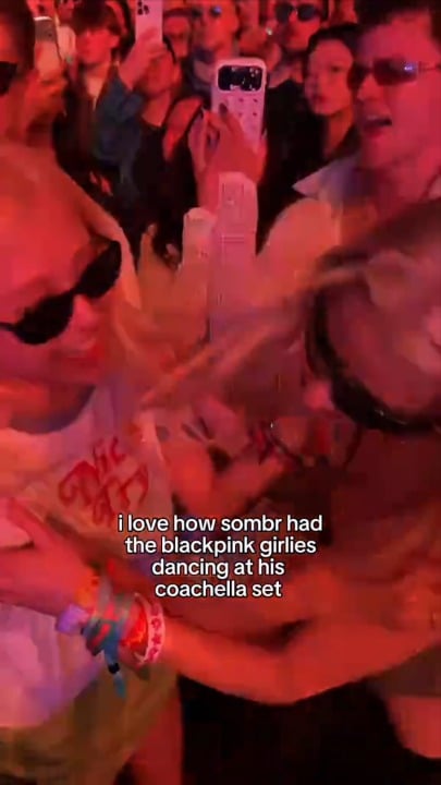 260412 Rosé & Lisa w/ Anya Taylor-Joy at sombr's Set @ Coachella 2026