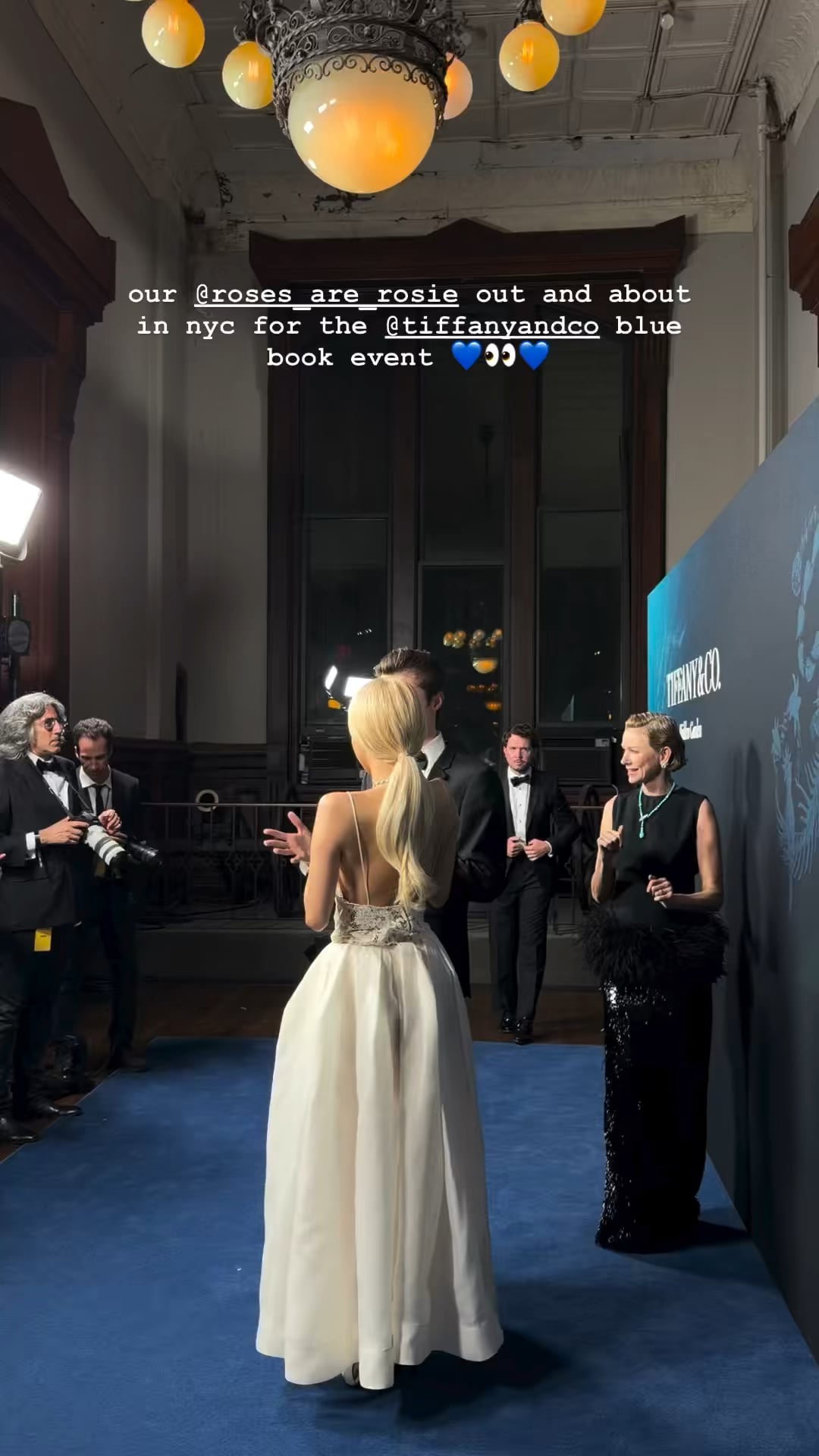 260417 ROSÉ (vampirehollie) IG Story Update