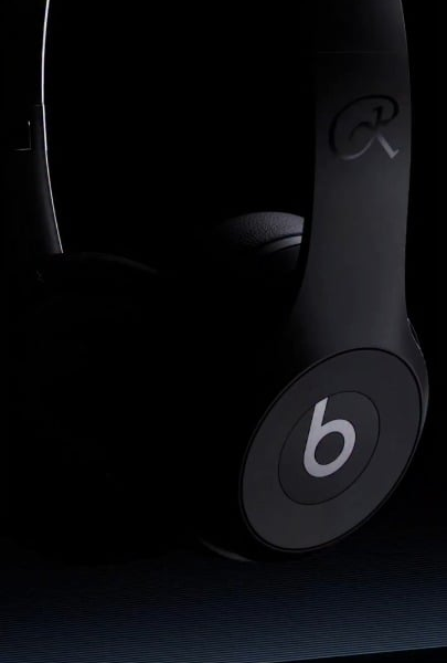 260421 Beats Solo 4 - JENNIE Special Edition in Onyx Black | Out April 24th