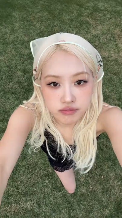 260418 Rosé TikTok Update