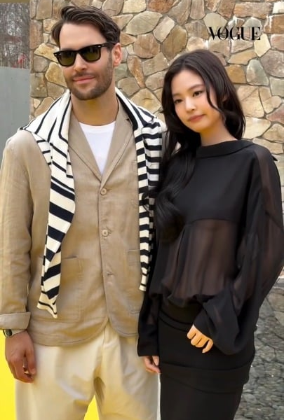 260401 Jennie @ JACQUEMUS x VEUVE CLICQUOT Event at Museum SAN