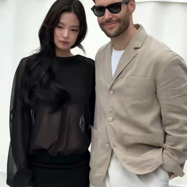 260401 Jennie x Veuve Clicquot