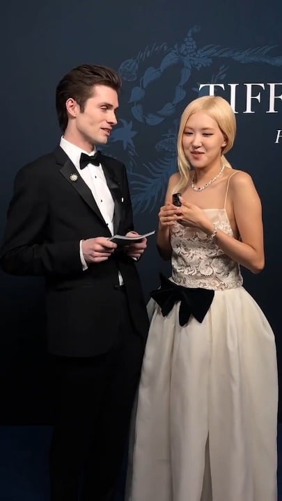 260423 Rosé for Tiffany & Co. | Blue Book 2026: Hidden Garden