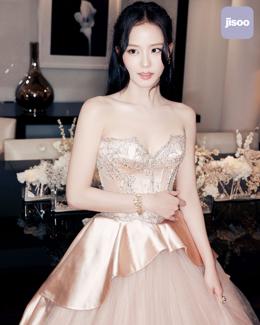 260430 JISOO APP Membership Update | [📸] Canneseries Season 9