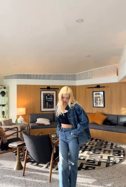 260418 Rosé TikTok Update