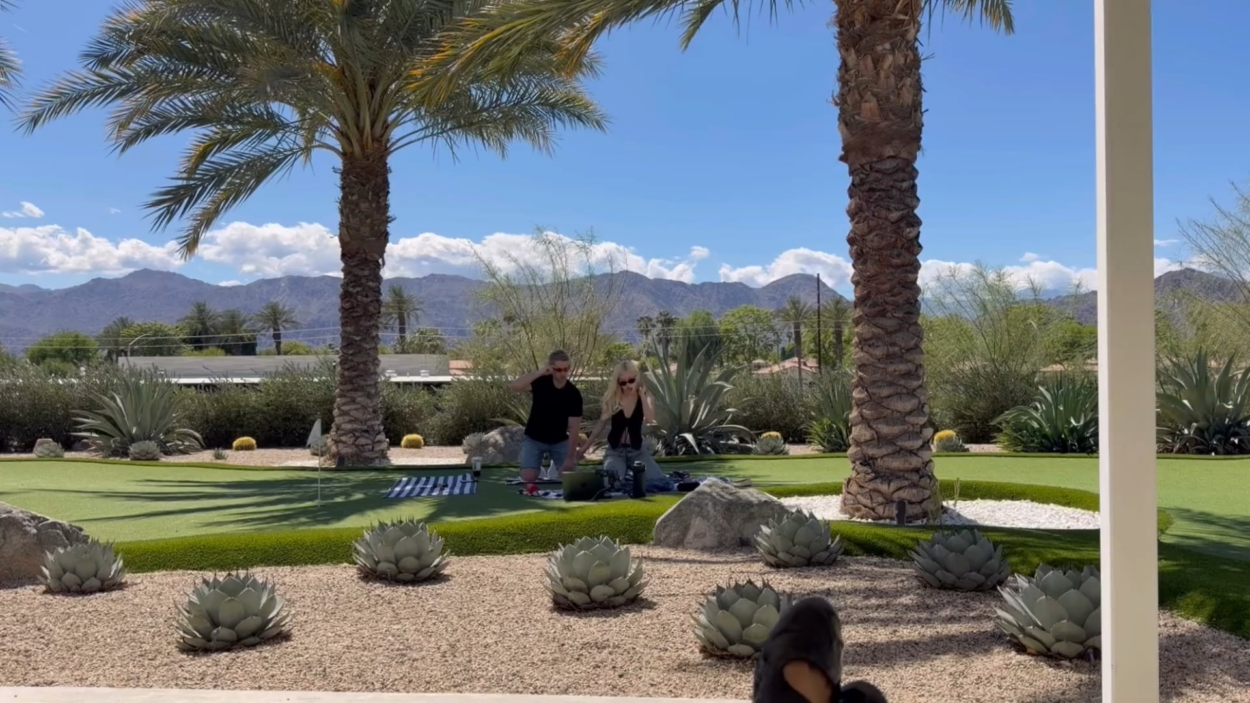 260415 Rosé IG Story Update