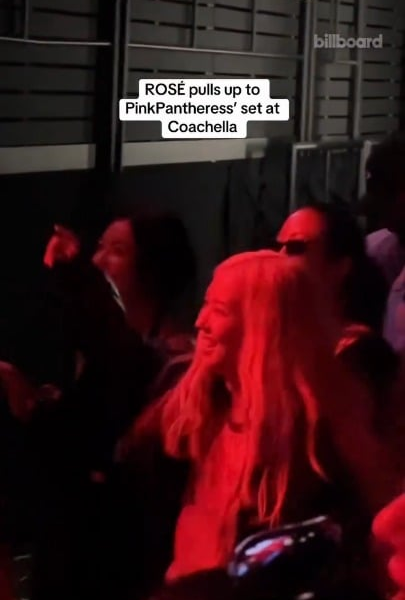 260412 Rosé at PinkPantheress's Set @ Coachella 2026