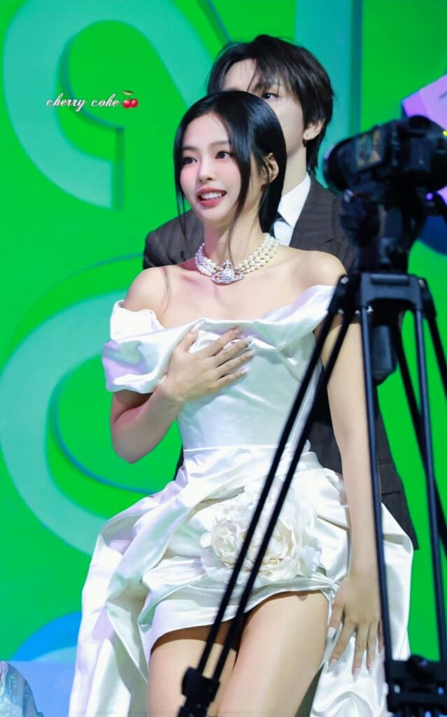 251220 Jennie