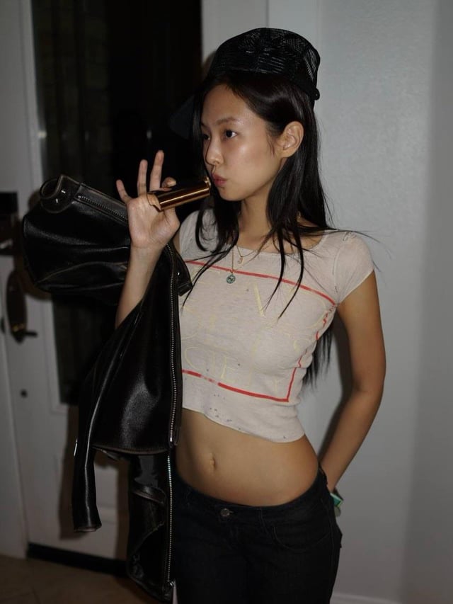 260414 Jennie IG Update