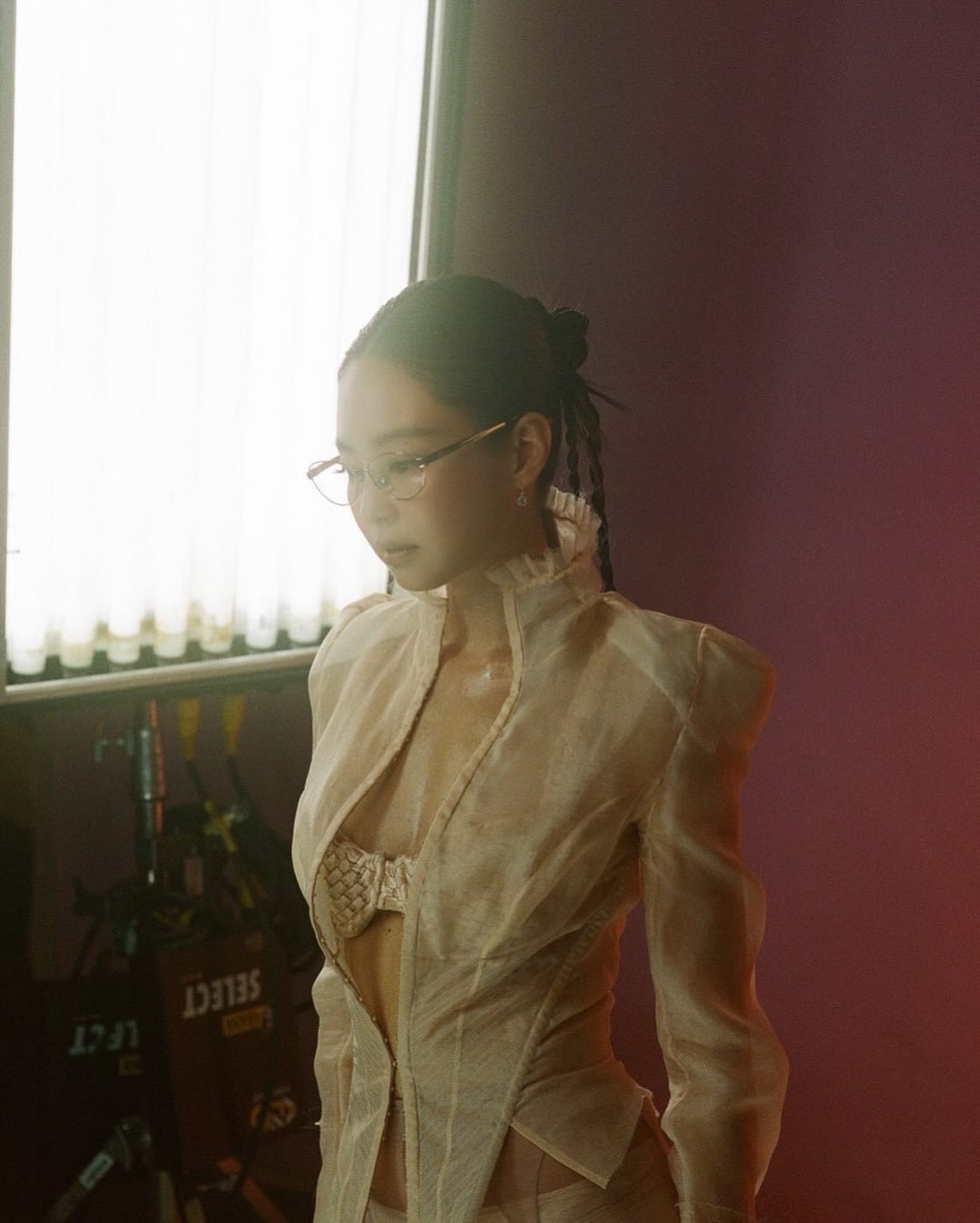 260411 Jennie IG Update