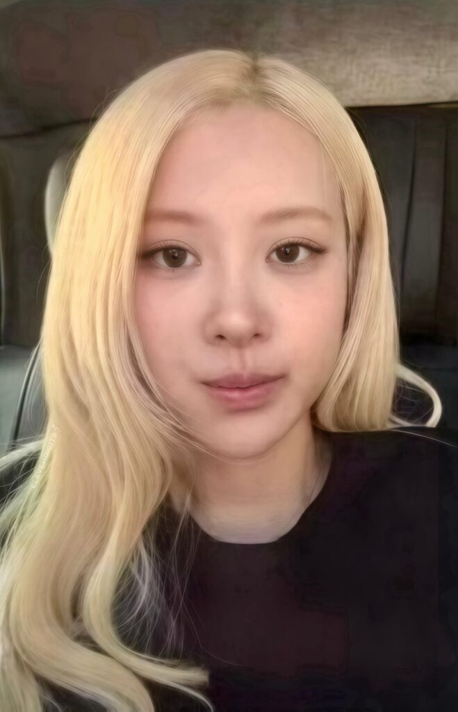 ROSÉ - ‘one year of rosie’ Taipei Photocards