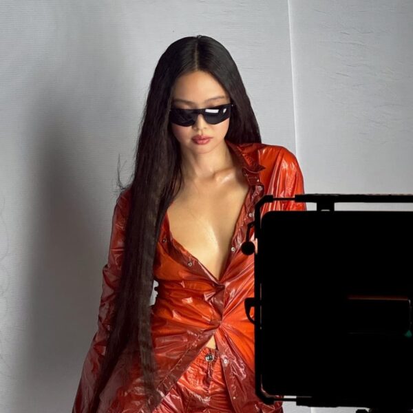 260411 Jennie IG Updates