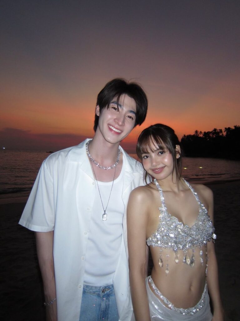 260408 blue_pongtiwat IG Update w/ Lisa