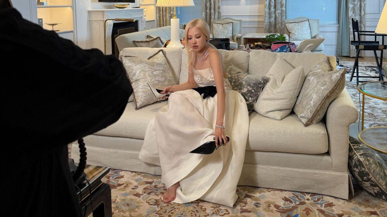 260418 Rosé Had Fun Dripping in Diamonds for the Tiffany & Co. Blue Book Gala | Vogue