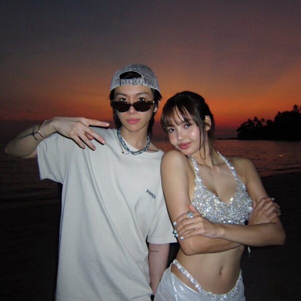 260403 tytan.t IG Update w/ Lisa