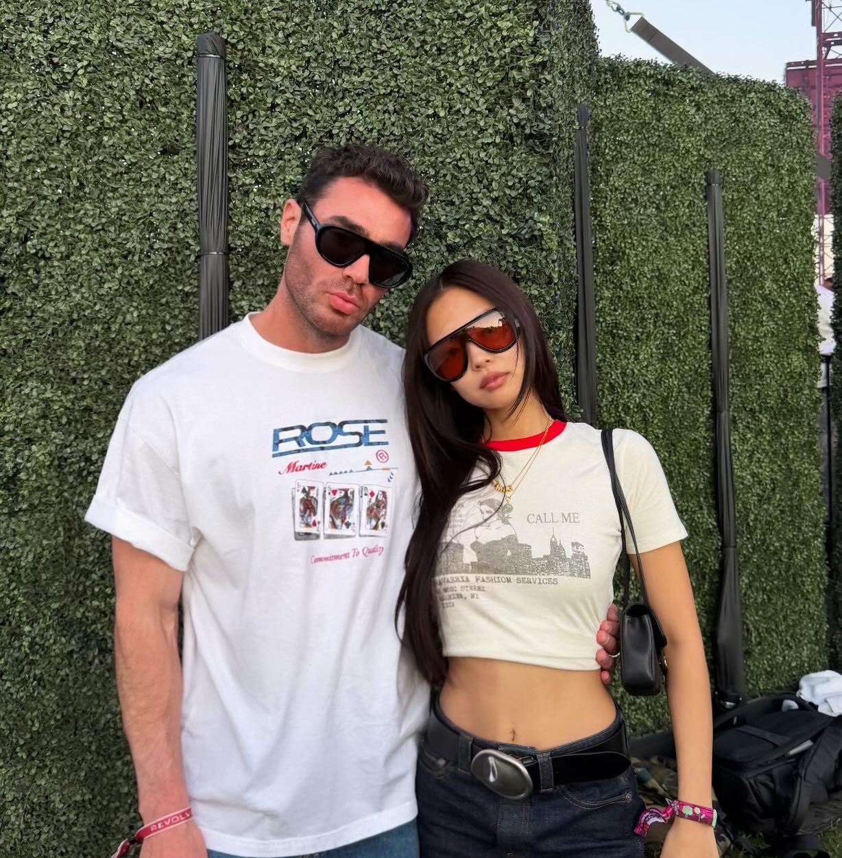 260412 sam__woolf IG Update w/ Jennie