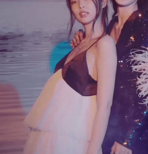 Jennie ft Lisa & Jisoo