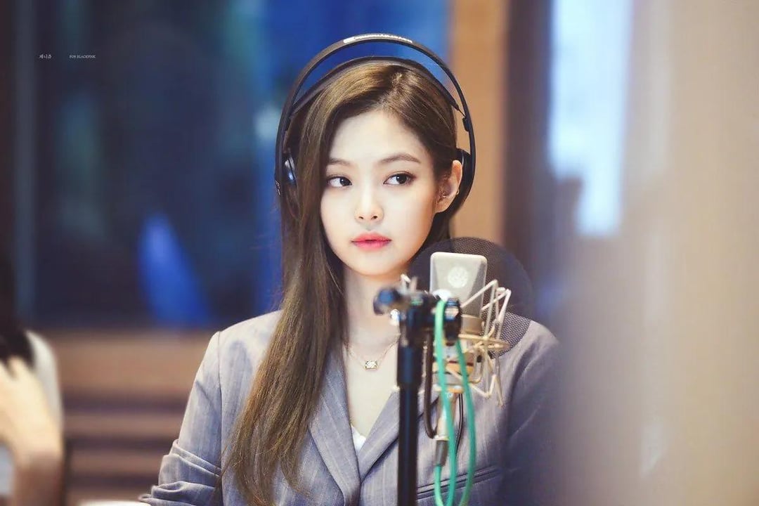 Jennie - 180619