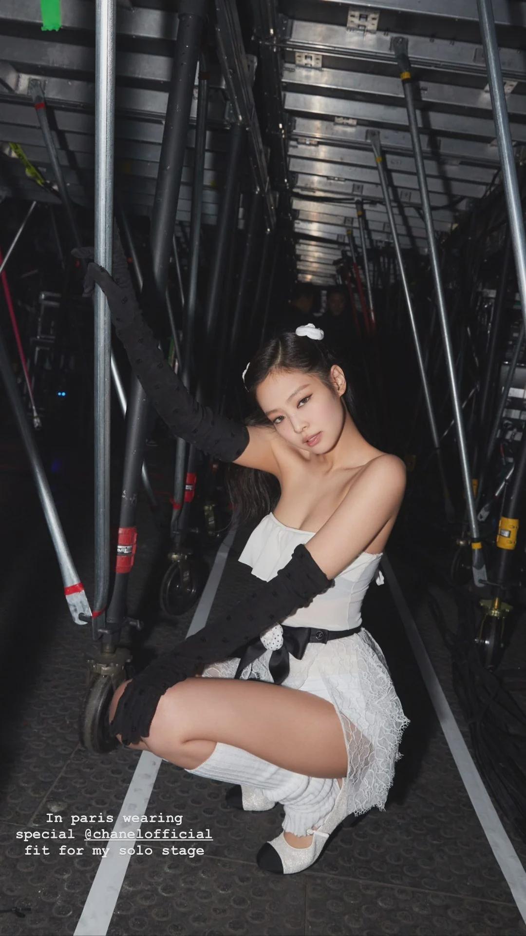 221215 Jennie