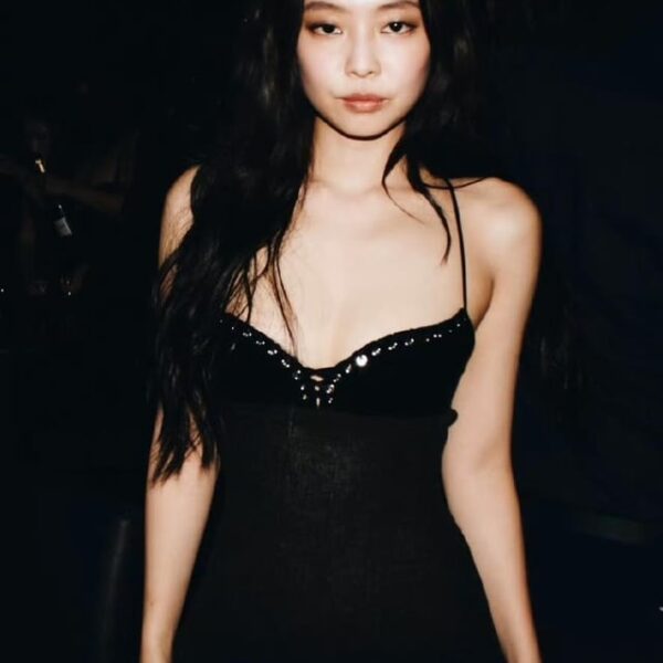 260503 JENNIE