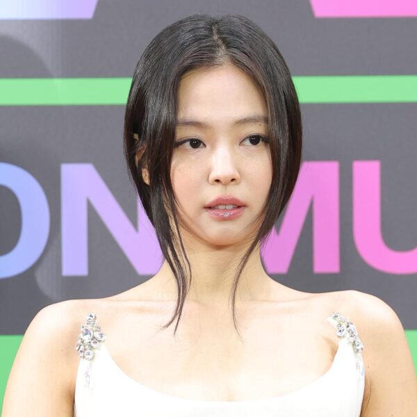 260510 Jennie takes home 20 billion won from self-founded OA Entertainment over two years