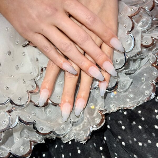 260514 natalieminervanails IG Update w/ Jisoo