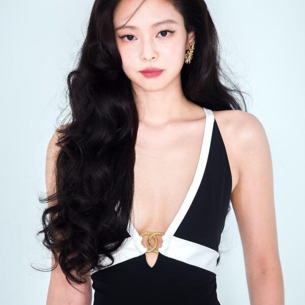 260526 Jennie at CHANEL Metiers d Art 2026 show in Seoul