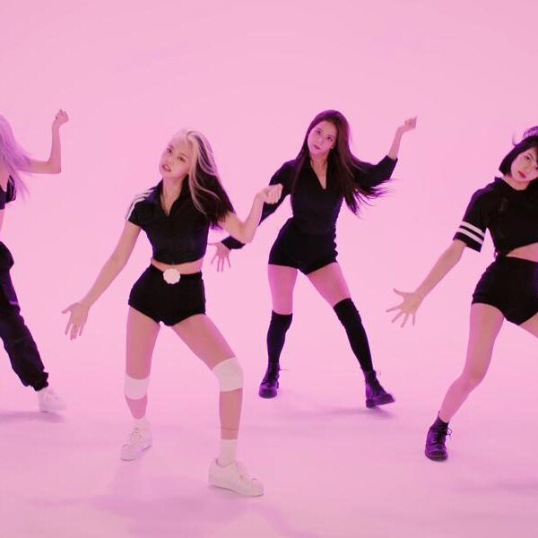 260527 BLACKPINK's "How You Like That" Becomes 1st K-Pop Choreo Video Ever To Surpass 2 Billion Views