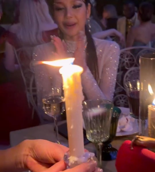 260508 evachen212 IG Update w/ Lisa, Chase Infiniti & Maluma